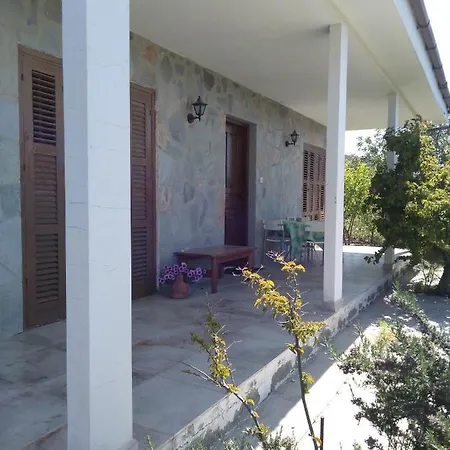 Layia Bungalow Λάγεια